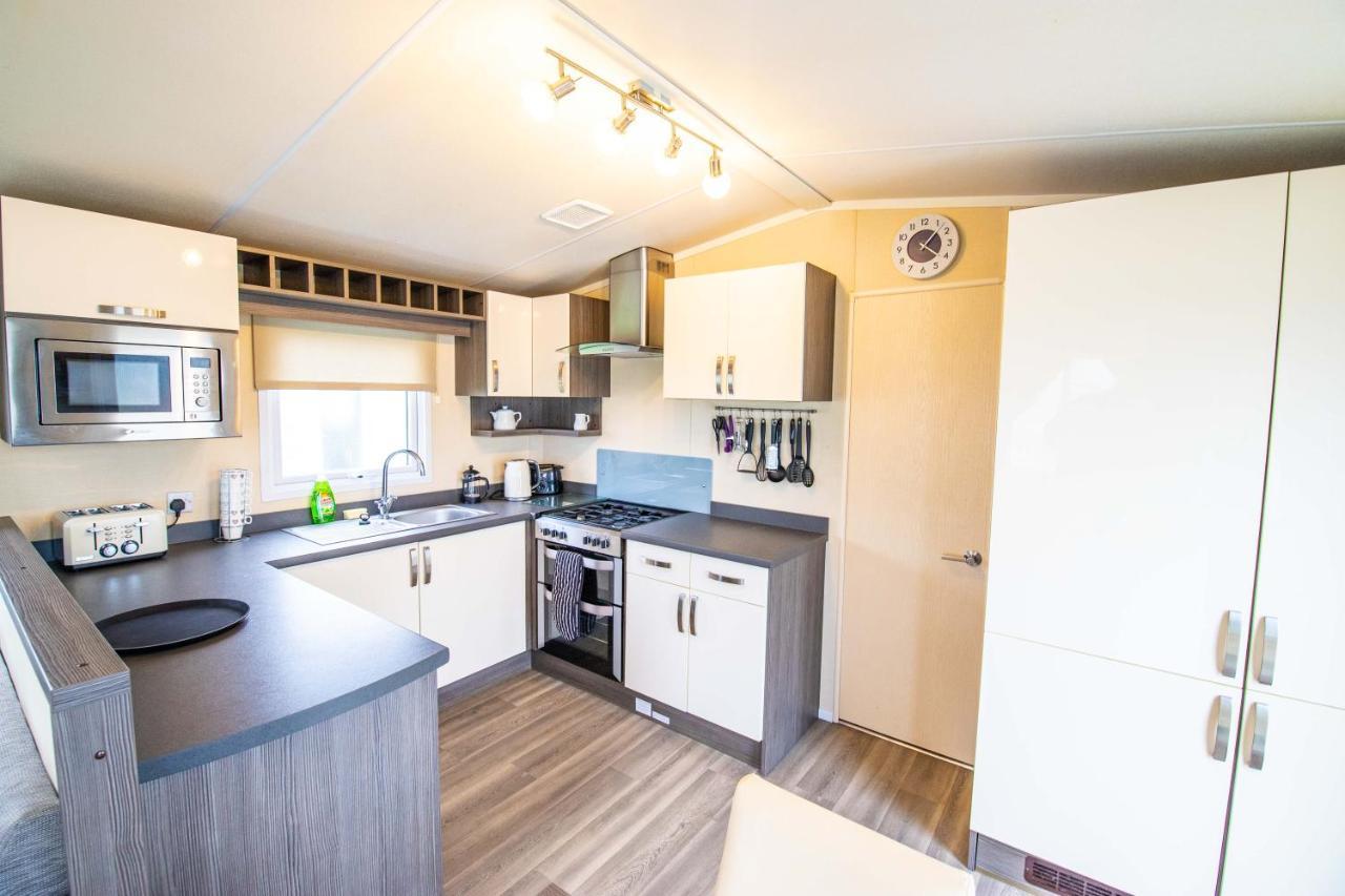 Big Skies Platinum Plus Holiday Home With Wifi, Netflix, Dishwasher, Decking Camber Exterior foto