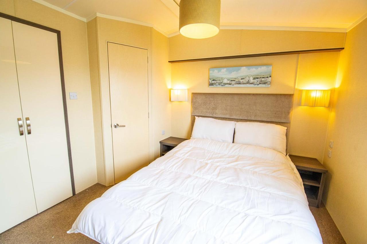 Big Skies Platinum Plus Holiday Home With Wifi, Netflix, Dishwasher, Decking Camber Exterior foto